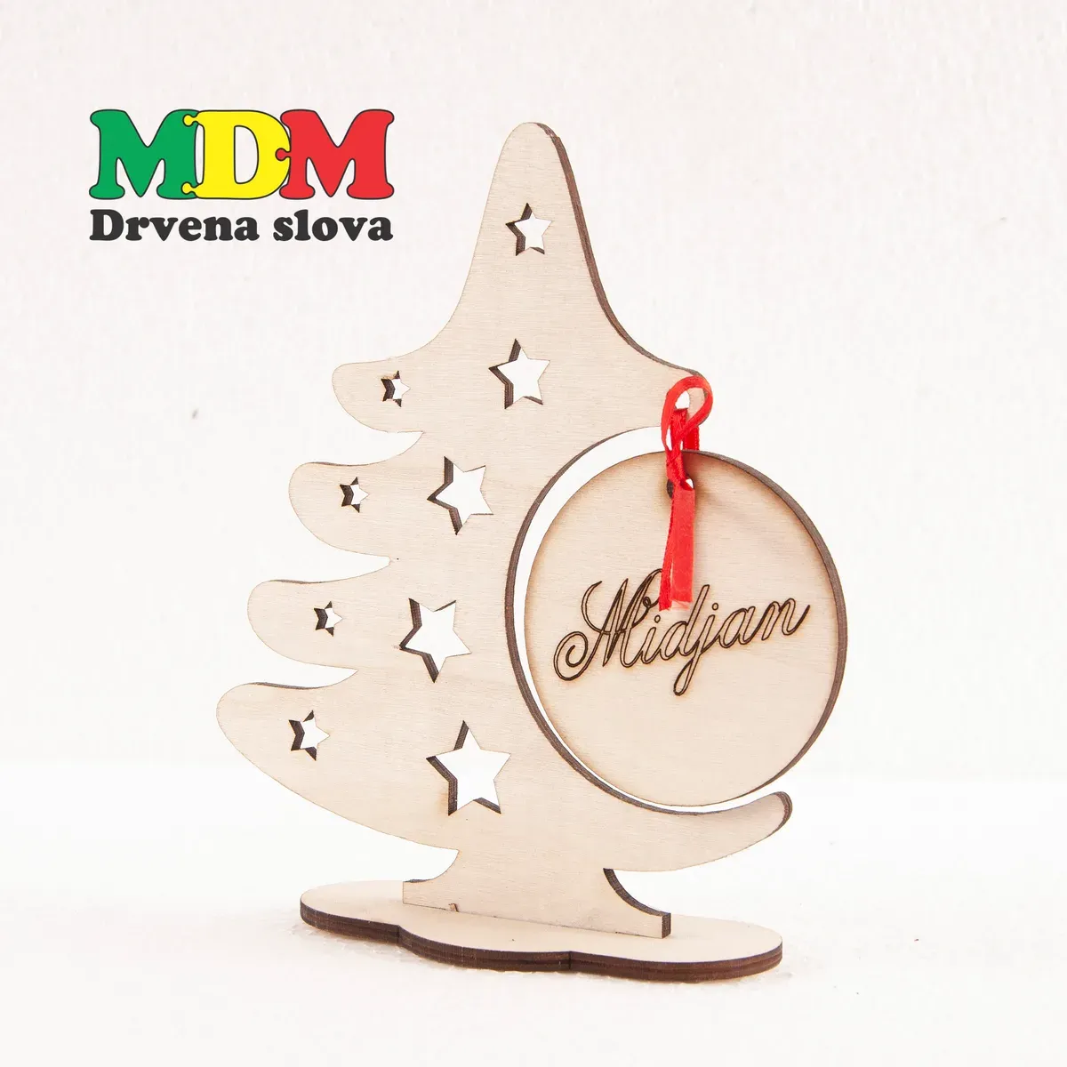 Drvena jelkica sa imenom | Personalizirani božićni ukras