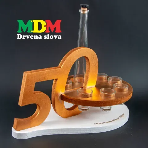 Drveni stalak za piće sa brojem | Personalizirani držač boca